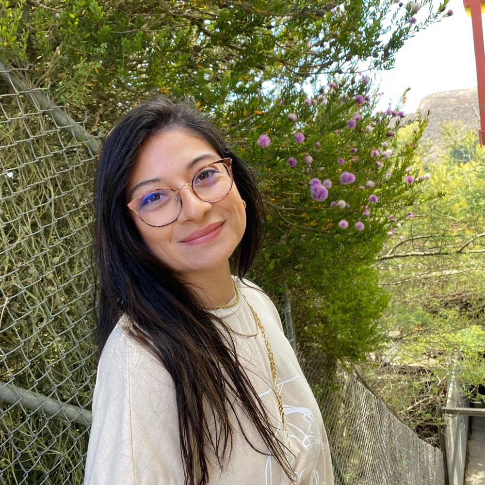 Meet your Posher, Selena